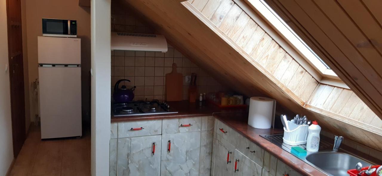 Pokoje Goscinne U Krysi Mizerna Exterior foto